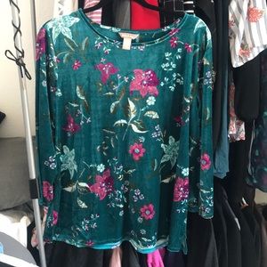 Green floral velvet top